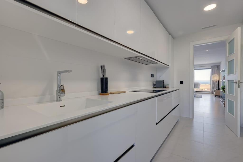 2 Bedroom Penthouse With Sea View @ Hills Appartement