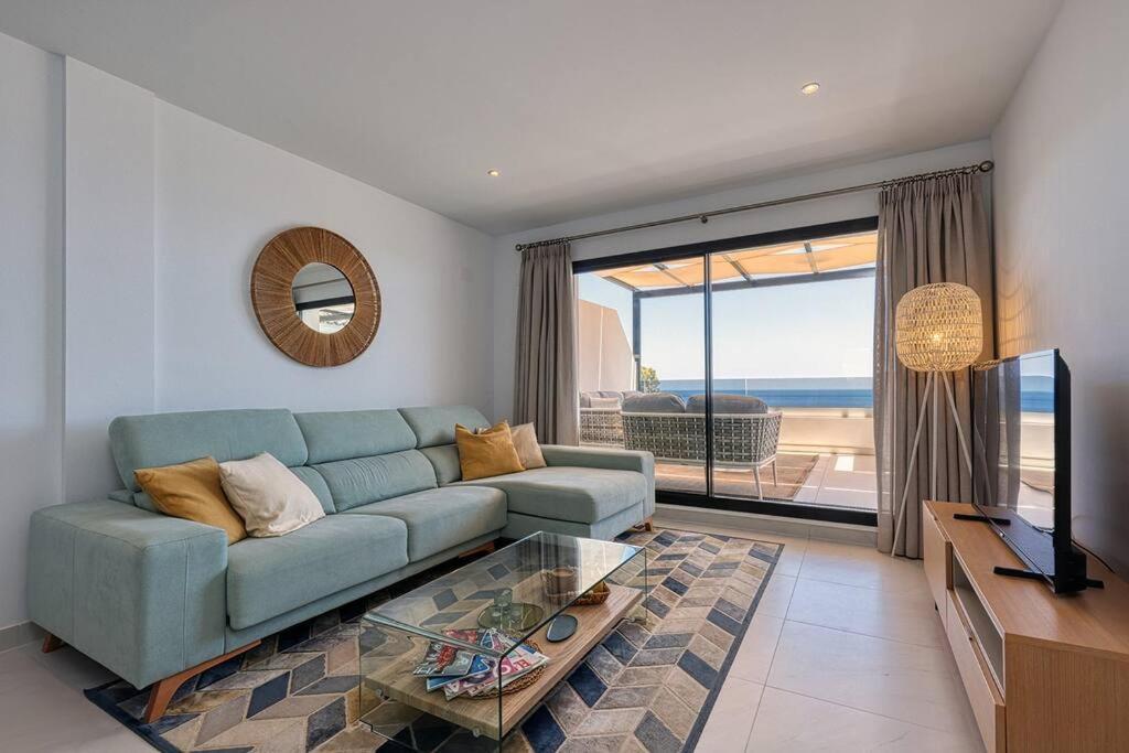 2 Bedroom Penthouse With Sea View @ Hills Estepona