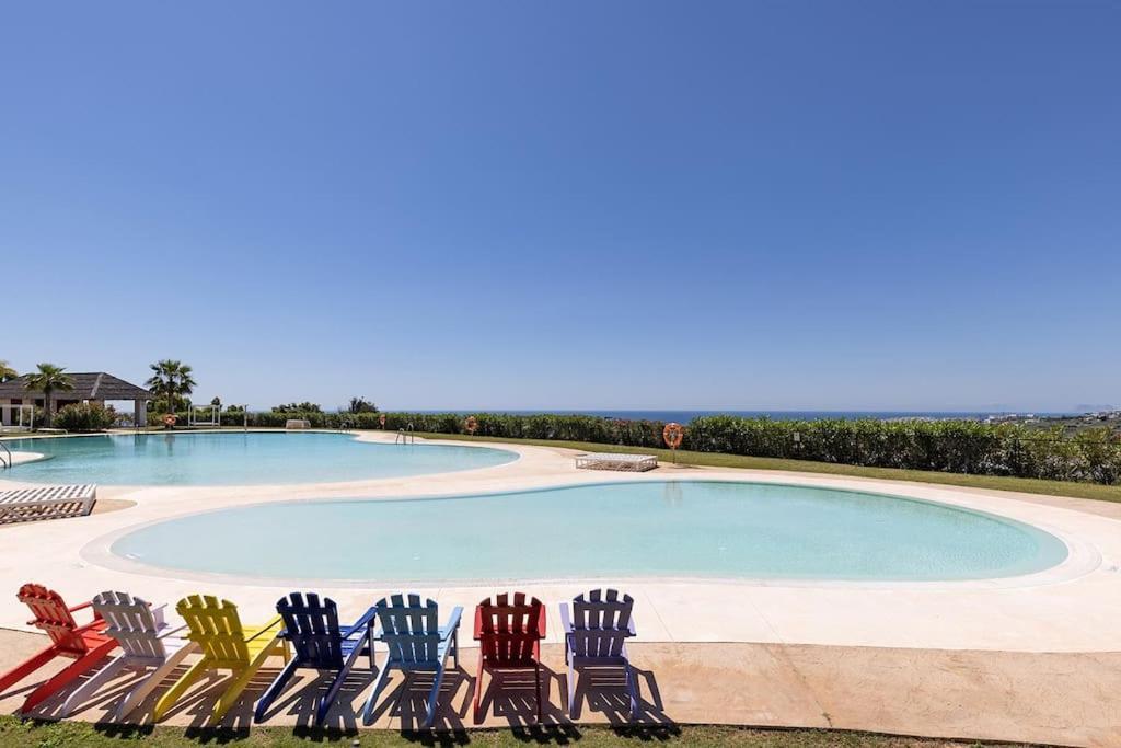 2 Bedroom Penthouse With Sea View @ Hills *