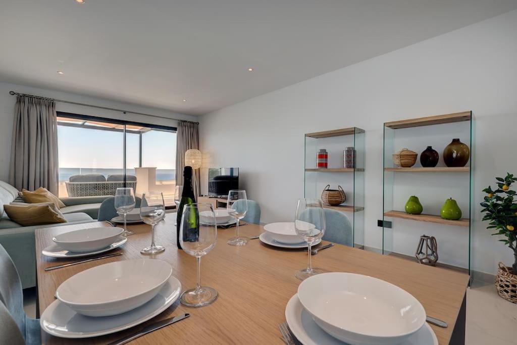 Appartement 2 Bedroom Penthouse With Sea View @ Hills *
